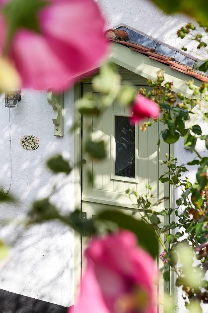 217160_12465587_IMG_02_0000